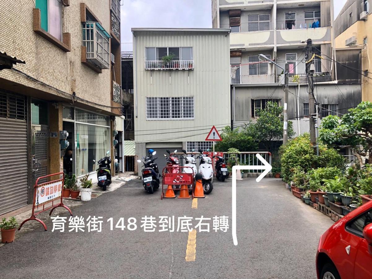 Small Island Homestay Tainan Esterno foto