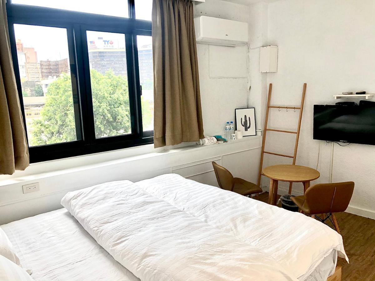 Small Island Homestay Tainan Esterno foto