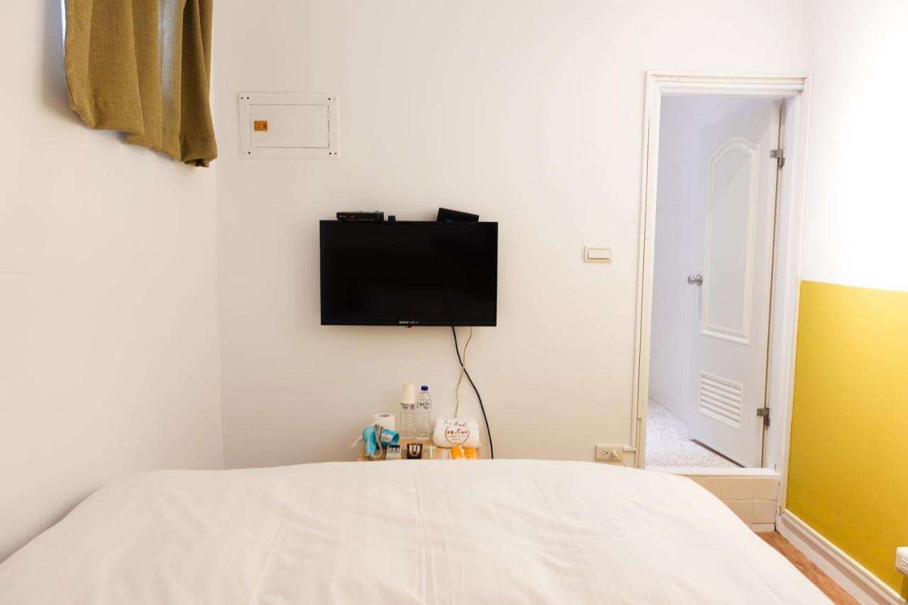 Small Island Homestay Tainan Esterno foto