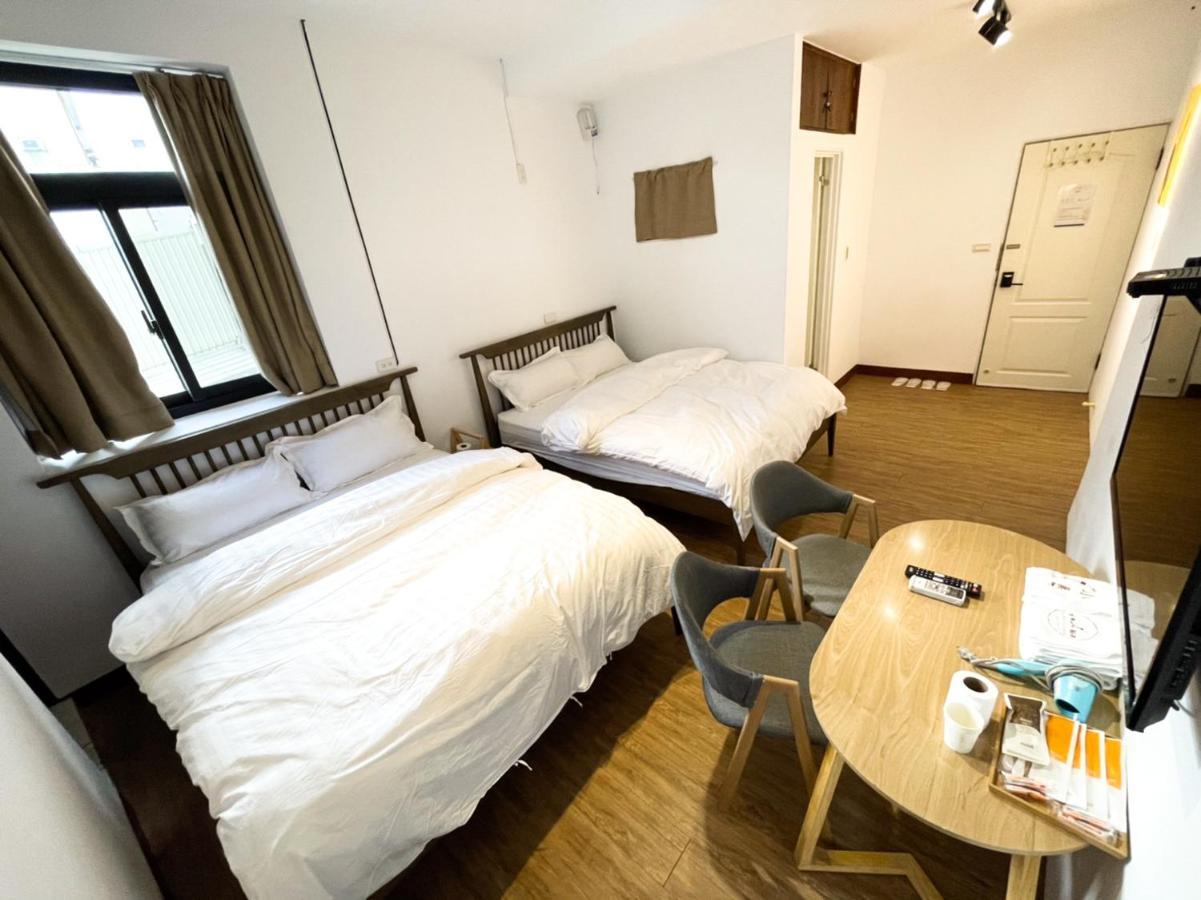 Small Island Homestay Tainan Esterno foto