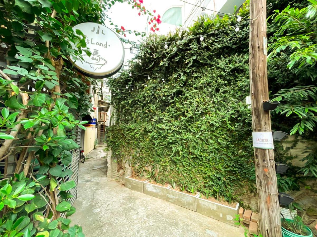 Small Island Homestay Tainan Esterno foto