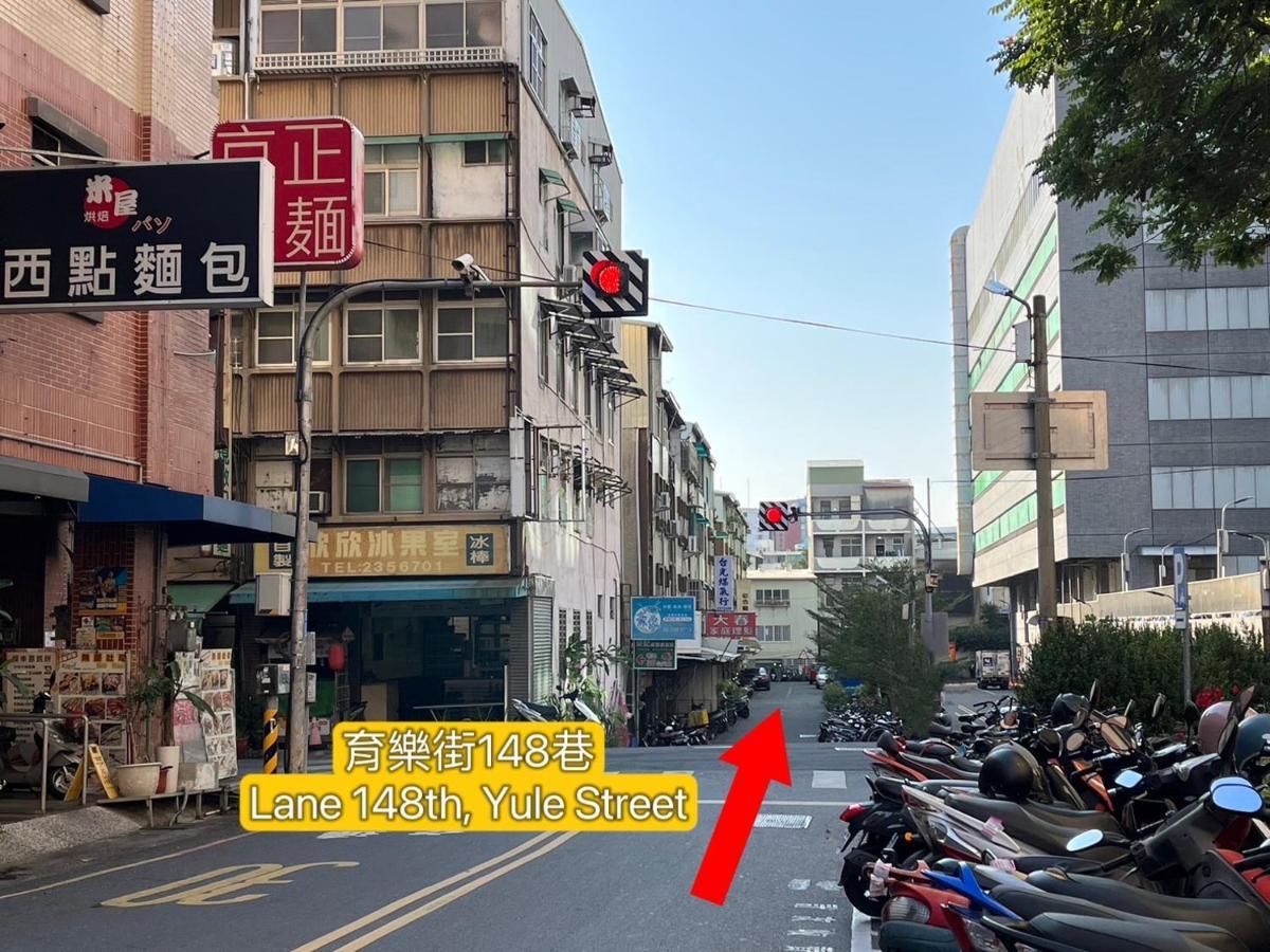 Small Island Homestay Tainan Esterno foto
